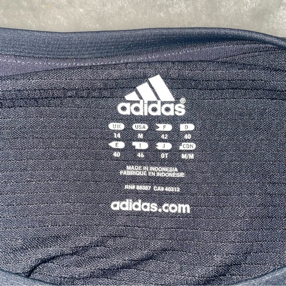 Set of 2 Adidas Athletic Short Sleeve Activewear Black Tops Medium & Large - Picture 4 of 9